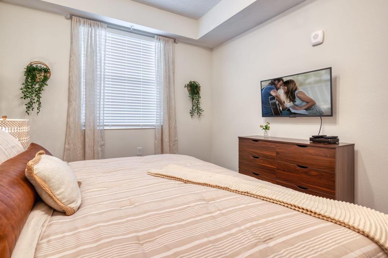 Modern Apartment With Mickey Themed Bedroom Kissimmee Zewnętrze zdjęcie